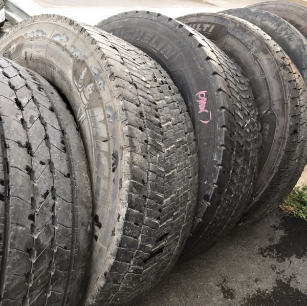 315/70R22.5 Divers