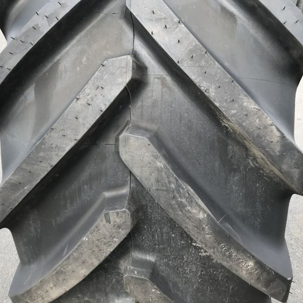 
            750/65R26 Michelin Cerex bib
    

            
        
    
    Ведущее колесо

