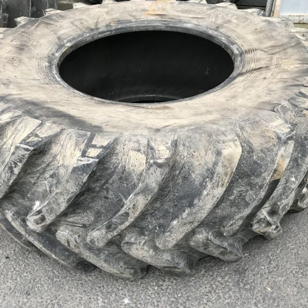 
            650/75R32 Alliance A-360 24,5R32
    

            
        
    
    Ведущее колесо

