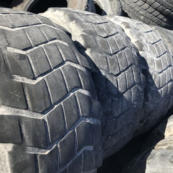 
            525/65R20.5 Michelin XS 20,5R20,5
    

            
                    20PR
        
    
    Remorcă agricolă

