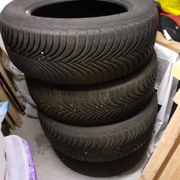 
            215/60R16 Michelin 
    

                        99
        
                    T
        
    
    From - Utility

