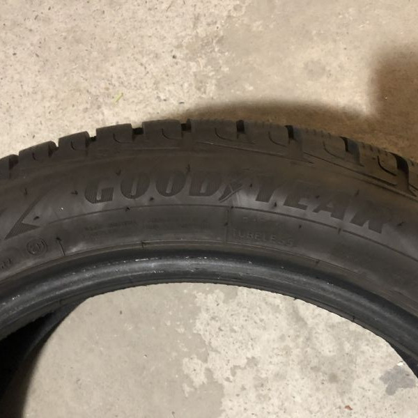 225/50R18 Goodyear Ultragrip Performance G1
99
V
SUV 4x4