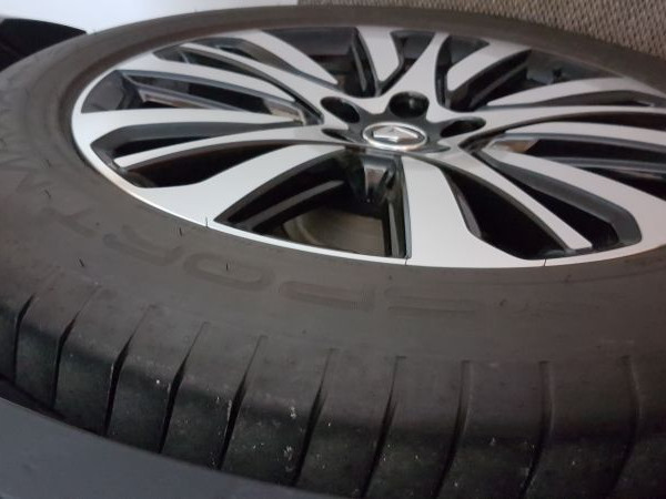 
            235/55R19 Dunlop Sport max rt
    

                        101
        
                    W
        
    
    4x4 एसयूवी

