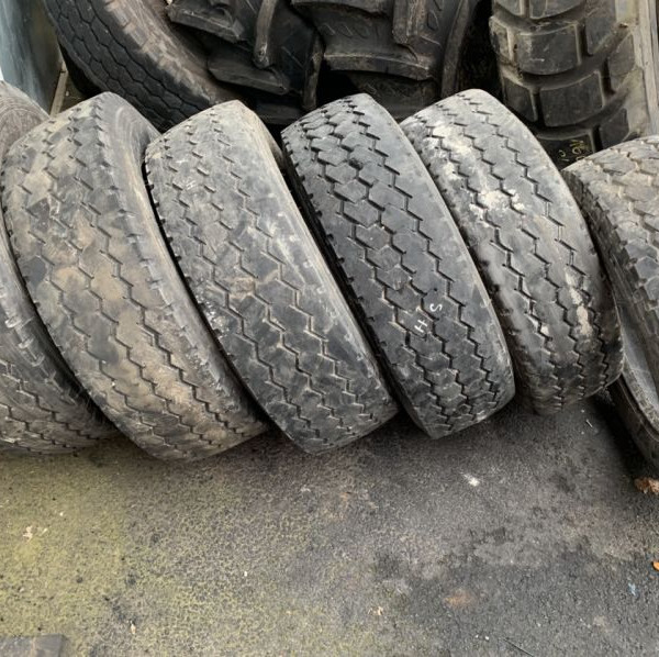 
            265/70R19.5 Michelin XTY2
    

                        143
        
                    J
        
    
    региональный

