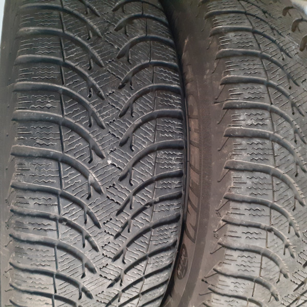 
            195/65R15 Michelin Alpin A4
    

                        91
        
                    T
        
    
    यात्री कार

