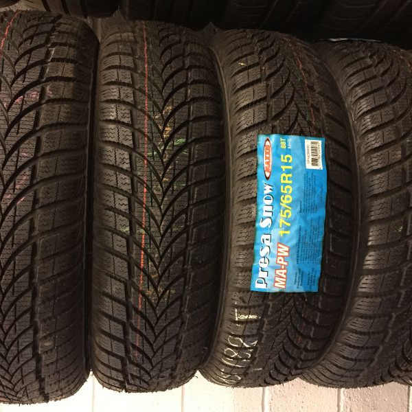 175/65R15 Maxxis
88
T
Autovettura