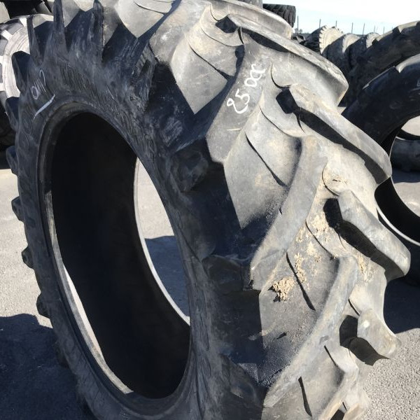 
            520/70R38 Trelleborg TM700
    

            
        
    
    Rueda de conducción

