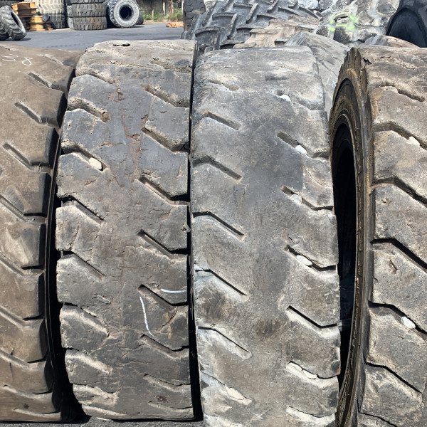 
            1400R24 Michelin XZM
    

                        xxx
        
        
    
    Gonflable

