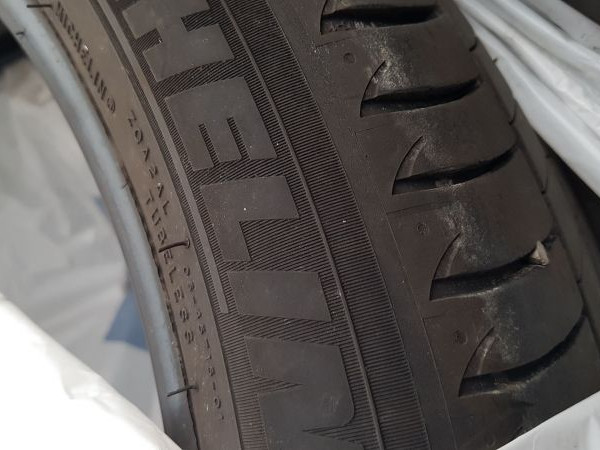 
            195/55R20 Michelin primacy
    

                        95
        
                    H
        
    
    Personenauto

