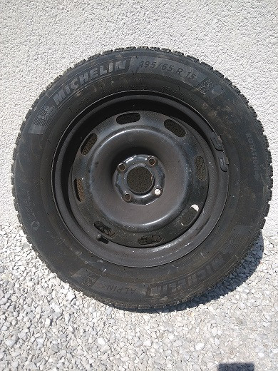
            195/65R15 Michelin ALPIN 6
    

                        91
        
                    T
        
    
    Car wheel

