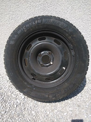 
            195/65R15 Michelin ALPIN 6
    

                        91
        
                    T
        
    
    Roue de voiture

