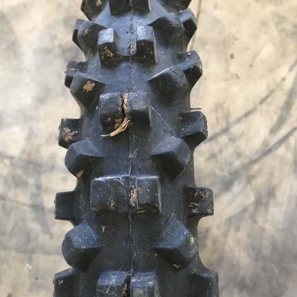 
            90/90-21 Pirelli 
    

            
                    ZR
        
    
    Moto Cross

