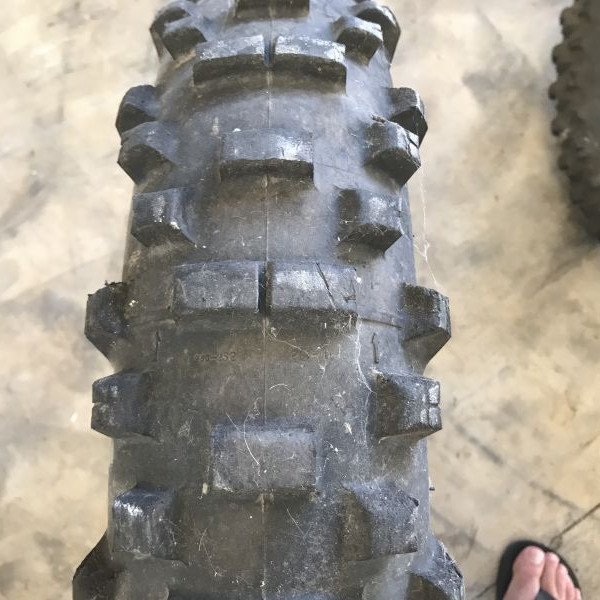 
            140/80-18 Michelin Enduro
    

            
        
    
    エンデューロバイク

