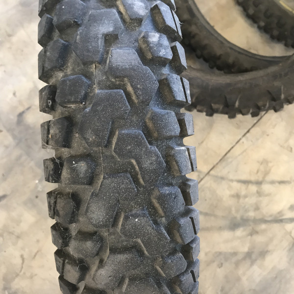 
            4/60-18 Dunlop K360
    

            
        
    
    Enduro-fiets

