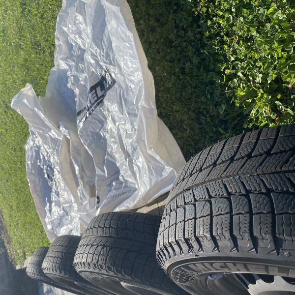 195/60R15 Michelin X Ice
92
H
Autovettura