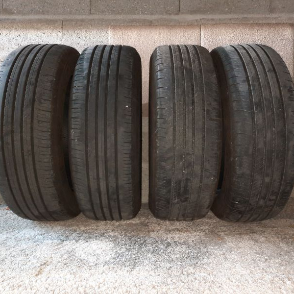 
            225/60R18 Dunlop GRANDTREK PT30
    

                        100
        
                    H
        
    
    Vehículo de pasajeros

