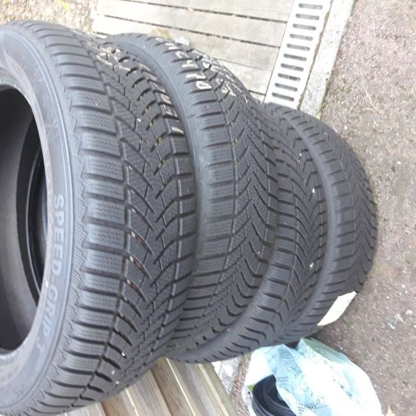 205/55R17 Divers Semperit
95
V
Autovettura