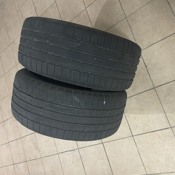 
            245/40R18 Continental WINTER CONTACT
    

                        97
        
                    V
        
    
    यात्री कार


