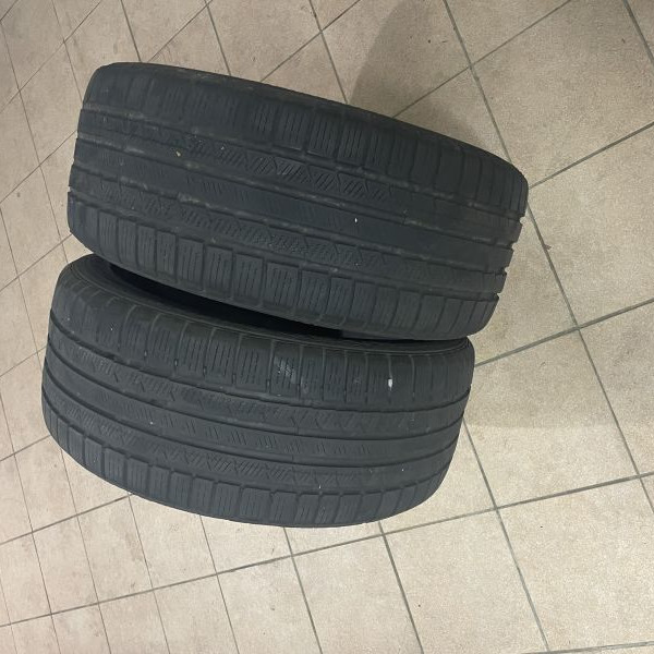 
            245/40R18 Continental WINTER CONTACT
    

                        97
        
                    V
        
    
    Carro passageiro

