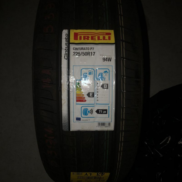 
            225/50R17 Pirelli CINTURATO P7
    

                        94
        
                    H
        
    
    यात्री कार

