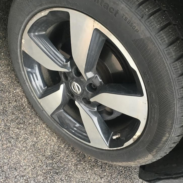 215/55R18 Continental WinterContact TS850P
99
V
SUV 4x4