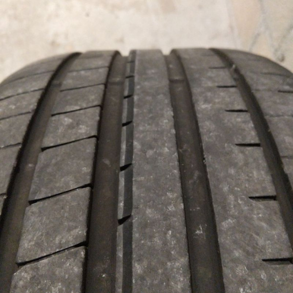 
            245/40R19 Goodyear F1
    

                        91
        
                    H
        
    
    Passenger car

