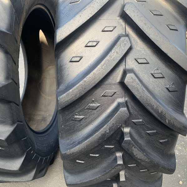 
            540/65R38 Kleber Super 11L
    

            
        
    
    ड्राइविंग व्हील

