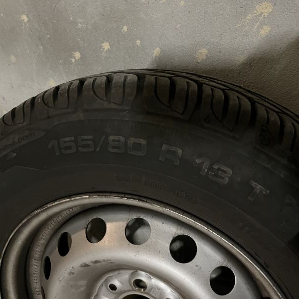 
            155/80R13 Uniroyal 
    

                        79
        
                    T
        
    
    Автомобильное колесо

