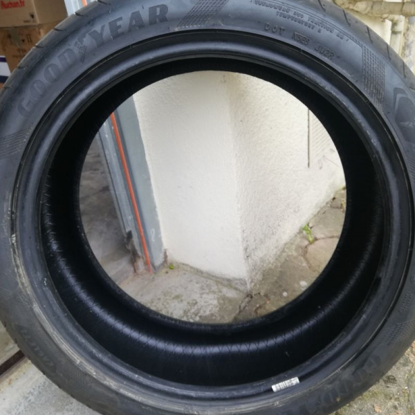 235/45R19 Goodyear Eagle F1 Asymmetric 5
99
H
Autovettura