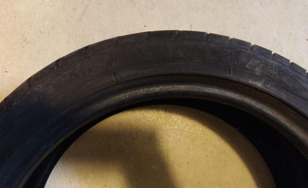 
            240/40R18 Goodyear Eagle
    

                        93
        
                    Y
        
    
    Passenger car

