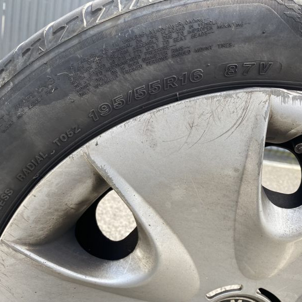 
            195/55R16 Michelin Bridgestone
    

                        87
        
                    V
        
    
    Passenger car

