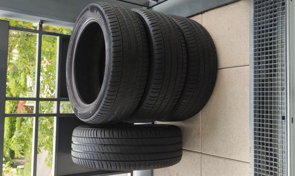 
            225/50R18 Michelin Primacy 3
    

                        95
        
                    V
        
    
    Легковой автомобиль

