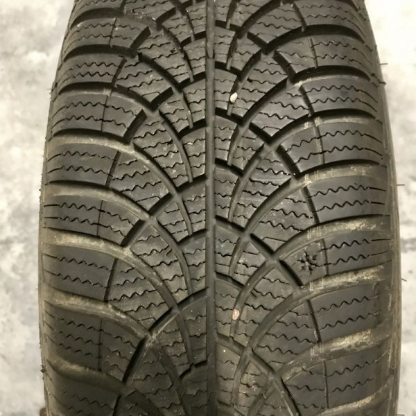 
            185/65R15 Goodyear UltraGrip 8
    

                        88
        
                    T
        
    
    Passenger car

