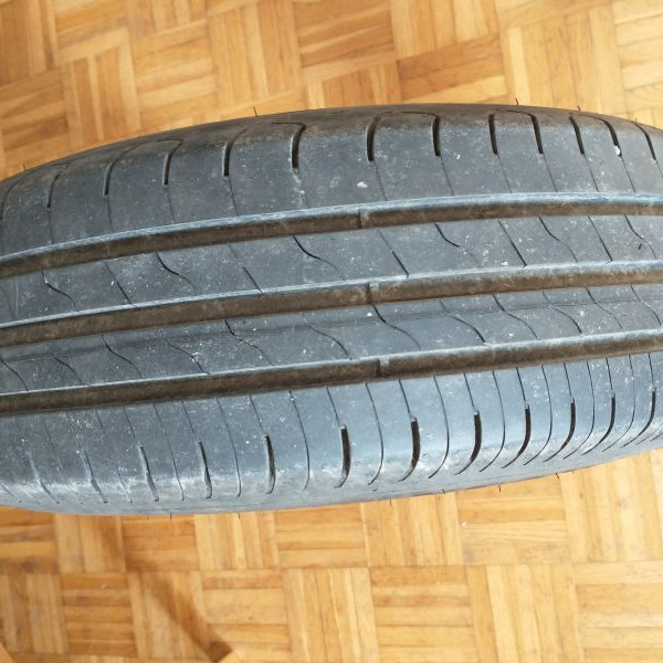 
            185/65R15 Goodyear efficience grip perf 2
    

                        88
        
                    H
        
    
    Passenger car

