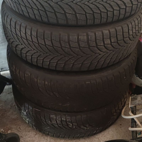 
            225/60R18 Nexen 
    

                        104
        
                    H
        
    
    Внедорожник 4x4

