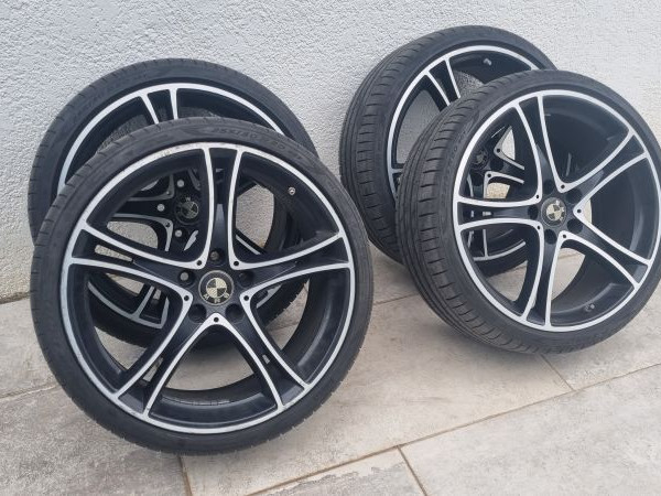 225/35R20 Pirelli GREGORY MERCIER DIAZ
90
Y
Autovettura