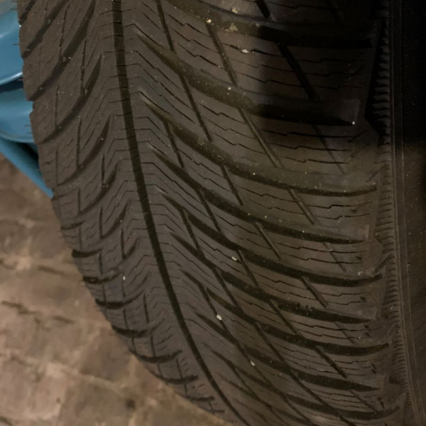 235/65R17 Michelin Pilot Alpin SUV
108
H
SUV 4x4