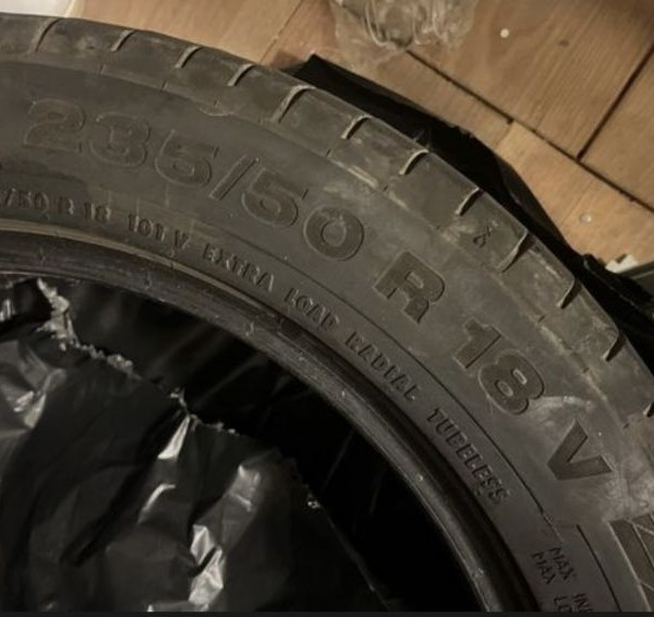 
            235/50R18 Bridgestone 
    

                        91
        
                    H
        
    
    Personenauto

