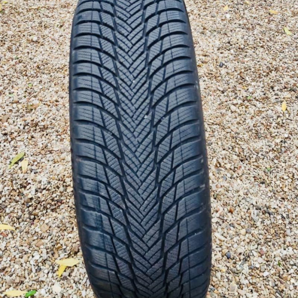 
            205/55R19 Bridgestone Blizzard LM001
    

                        97
        
                    H
        
    
    4x4 एसयूवी

