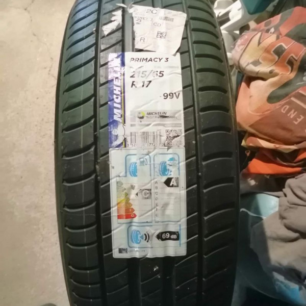 
            215/65R17 Michelin Primacy3
    

                        99
        
                    V
        
    
    Легковой автомобиль

