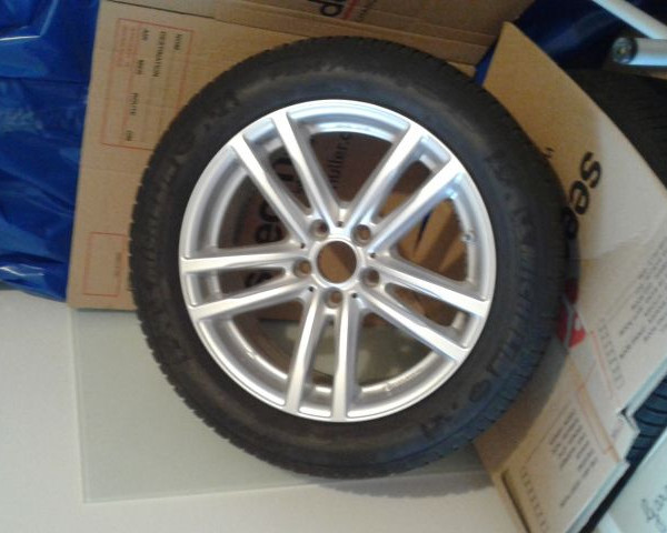 245/50R18 Michelin vendu avec jantes alu
100
H
4x4 एसयूवी