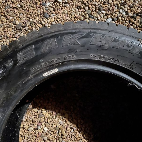 215/65R17 Falken WILDPEAK
99
S
SUV 4x4