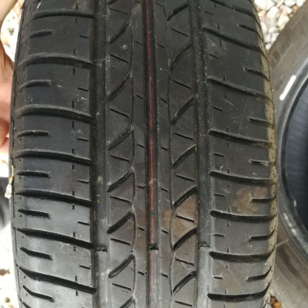 
            185/65R14 Bridgestone 
    

                        86
        
                    T
        
    
    Passenger car

