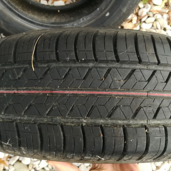 
            185/65R14 Firestone 
    

                        86
        
                    T
        
    
    Passenger car

