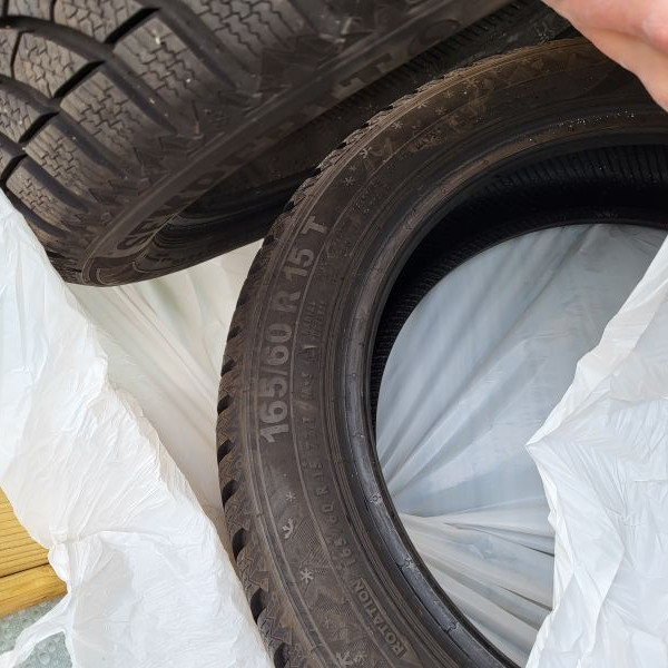 165/60R15 Divers Semperit
77
T
Autovettura