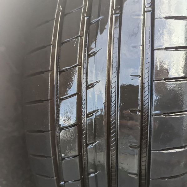 
            215/45R18 Goodyear Eagle F1 Asymmetric 3
    

                        89
        
                    V
        
    
    Personenkraftwagen

