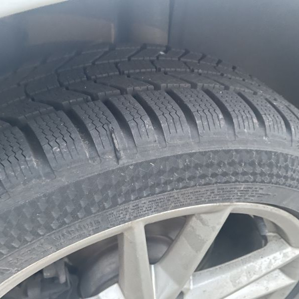 215/50R18 Continental
82
W
Autovettura