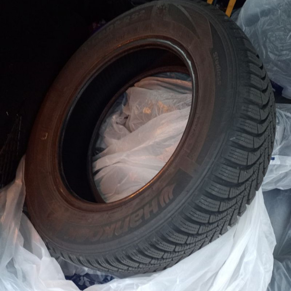 
            185/65R15 Hankook 
    

                        88
        
                    T
        
    
    यात्री कार

