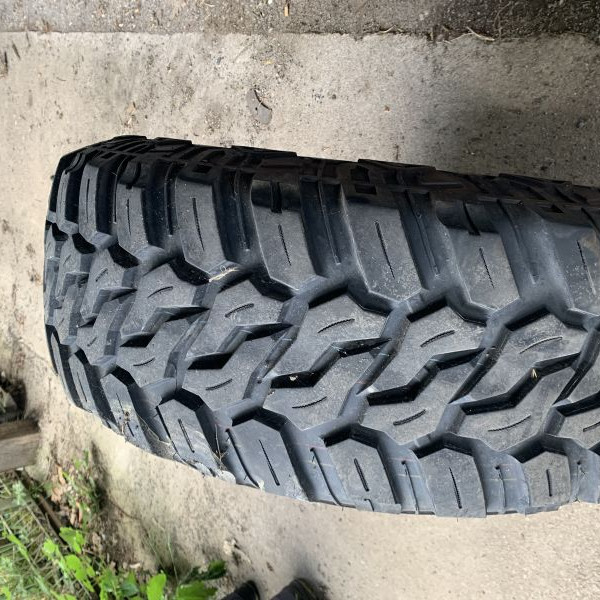 
            35/12.5R17 Michelin 
    

                        91
        
                    L
        
    
    SUV 4x4

