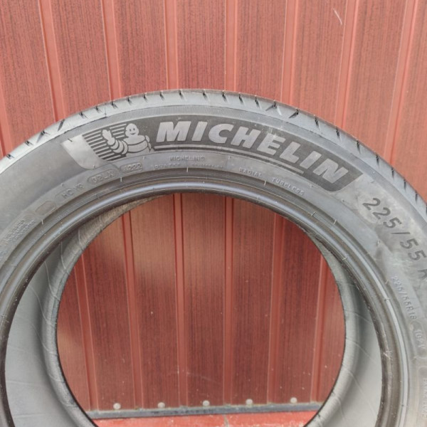 
            225/55R18 Michelin Primacy 4
    

            
        
    
    Passenger car

